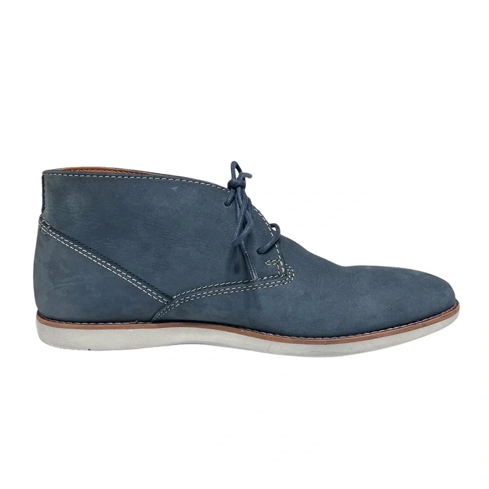 CLARKS‎ Franson Top Navy Nubuck Boots. Size 7.5